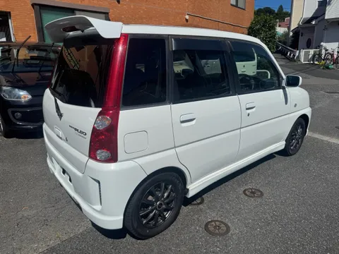 Subaru Pleo