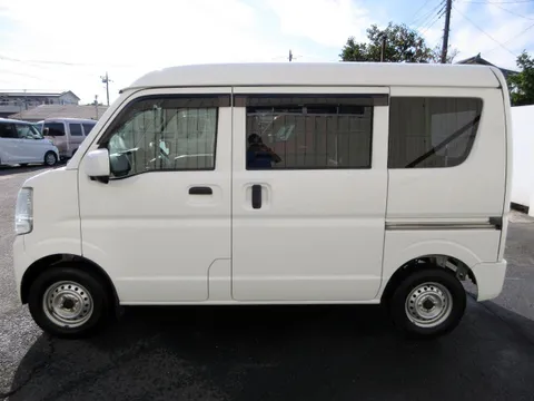 Nissan Clipper