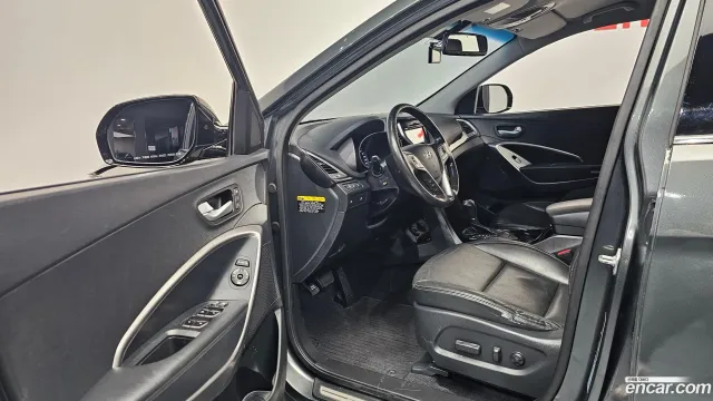 Hyundai Grand Santa Fe (Maxcruz)