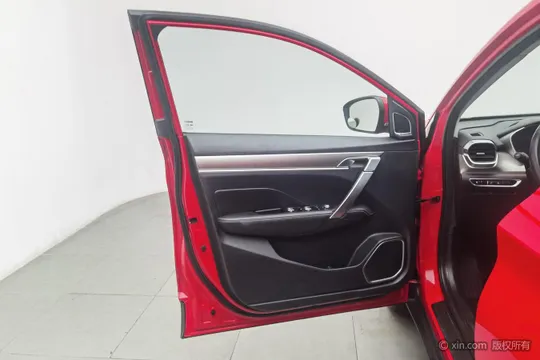 Geely Coolray (Binyue)