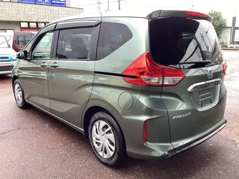 Honda Freed Plus