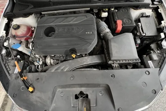 Geely Binray