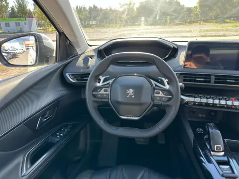 Peugeot 4008