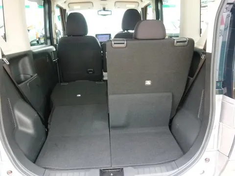 Mitsubishi eK X Space