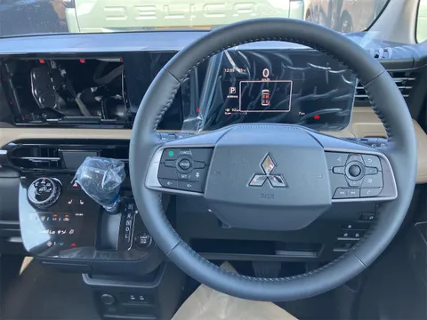 Mitsubishi Delica Mini