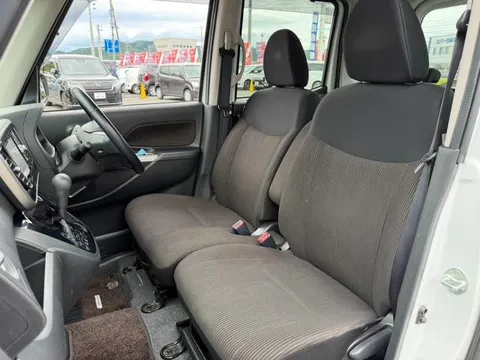 Mitsubishi eK Space Custom