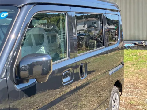 Nissan Clipper Van