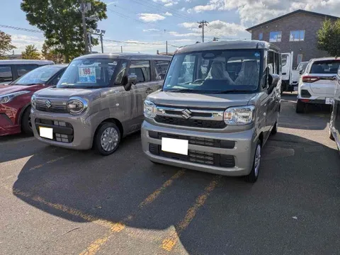 Suzuki Spacia