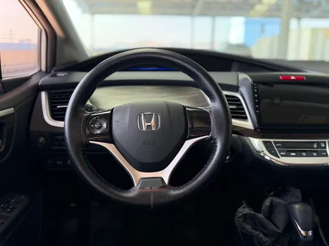 Honda Jade