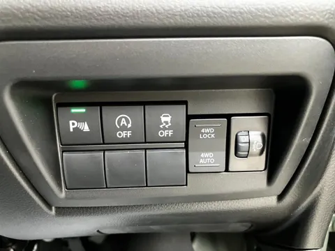 Nissan Clipper Van