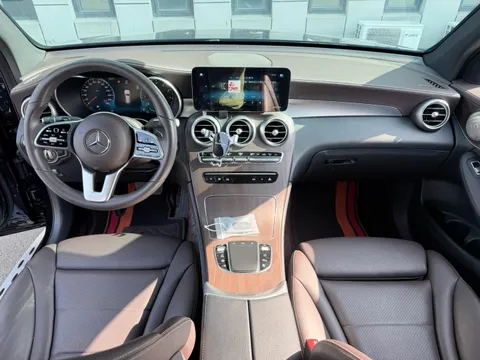 Mercedes-Benz Mercedes-Benz GLC