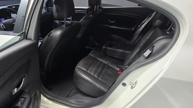 Renault SM3