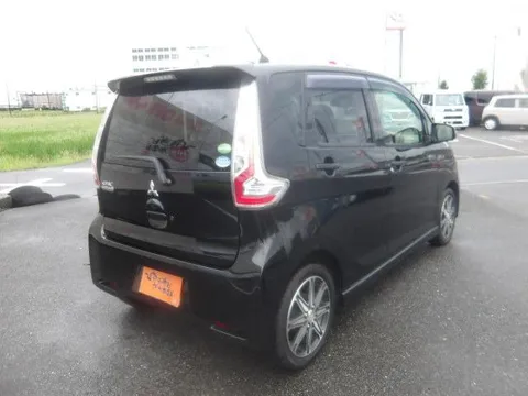 Mitsubishi eK Custom
