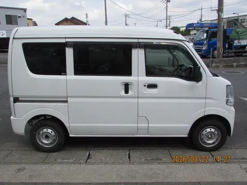 Nissan Clipper