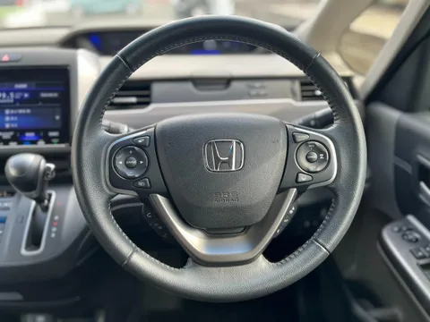 Honda Freed Plus
