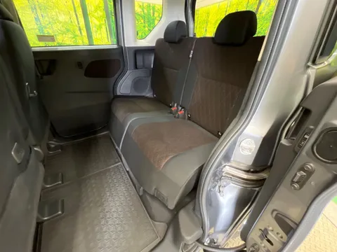 Mitsubishi eK X Space