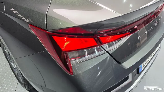 Hyundai Elantra (Avante)