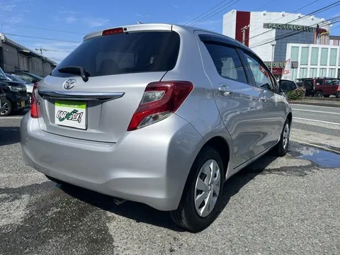 Toyota Yaris (Vitz)