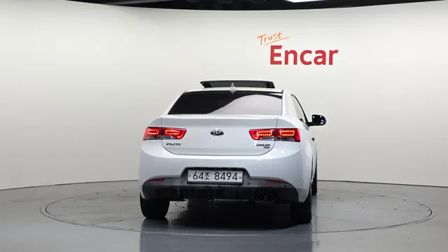 Kia Cerato (Forte)