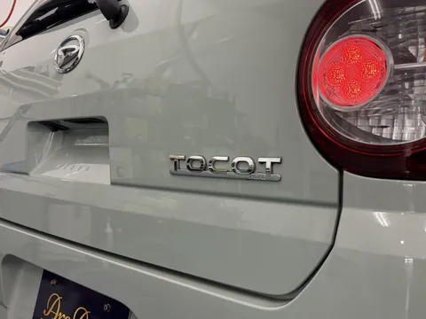 Daihatsu Mira Tocot