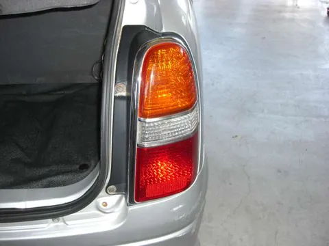 Daihatsu Mira Gino