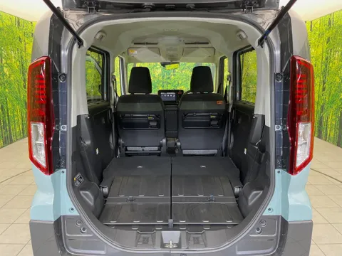 Suzuki Spacia Gear