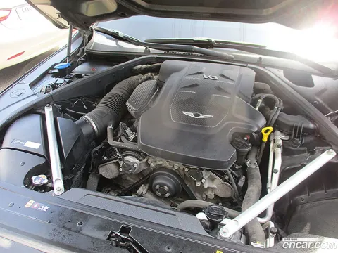 Genesis G90 (EQ900)