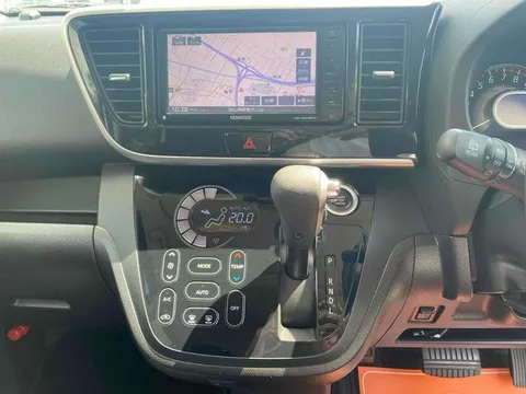 Mitsubishi eK Space Custom