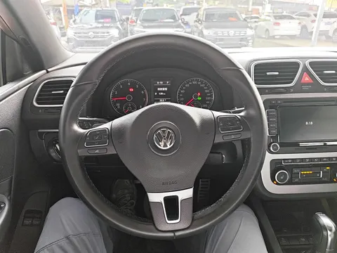 Volkswagen Eos