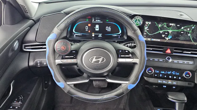 Hyundai Elantra (Avante)