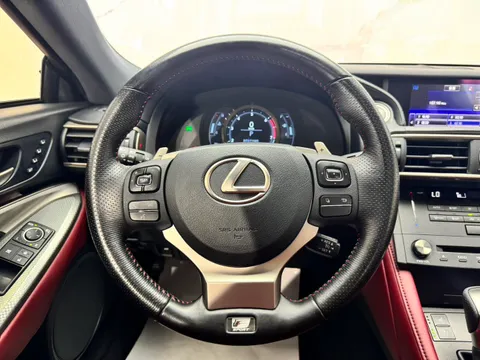 Lexus RC