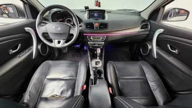 Renault SM3