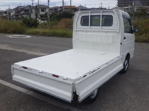 Nissan Clipper Truck