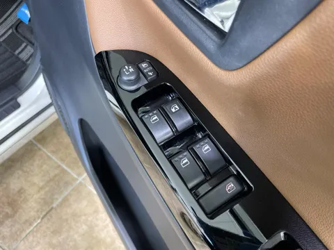 Toyota Pixis Joy