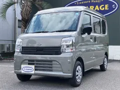 Nissan Clipper Van