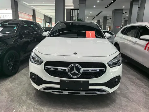 Mercedes-Benz GLA-Class