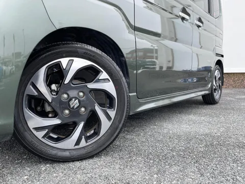 Suzuki Spacia Custom