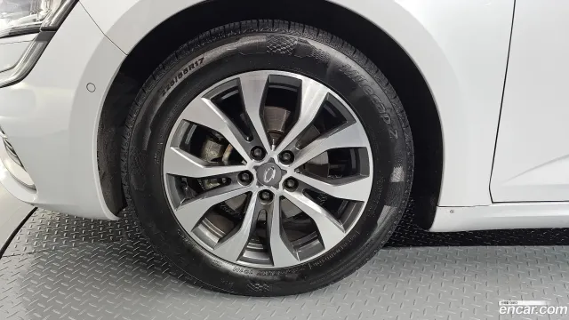 Renault Talisman (SM6)