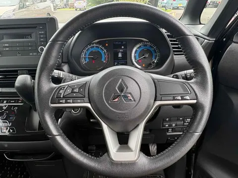 Mitsubishi eK X Space
