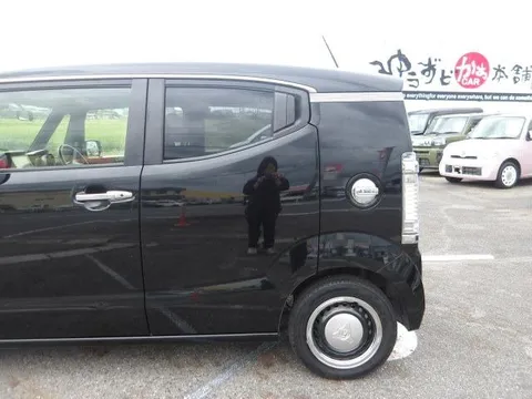 Honda N-BOX Slash