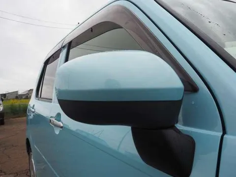Daihatsu Mira Tocot