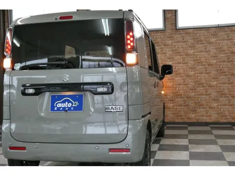 Suzuki Spacia Base