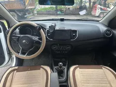 Kia Pegas