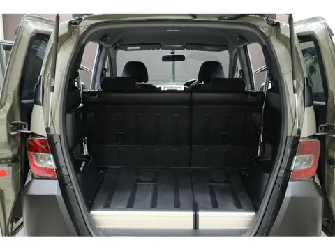 Honda Freed Spike