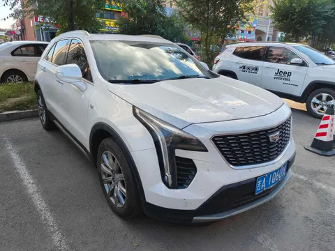 Cadillac XT4