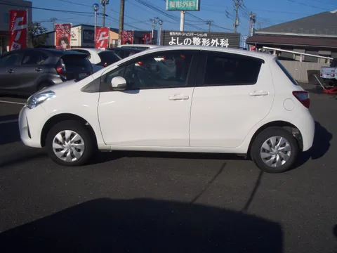 Toyota Yaris (Vitz)