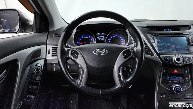 Hyundai Elantra (Avante)
