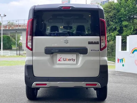 Suzuki Spacia Gear
