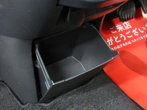 Mitsubishi eK X