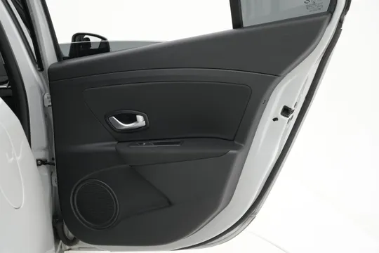 Renault SM3